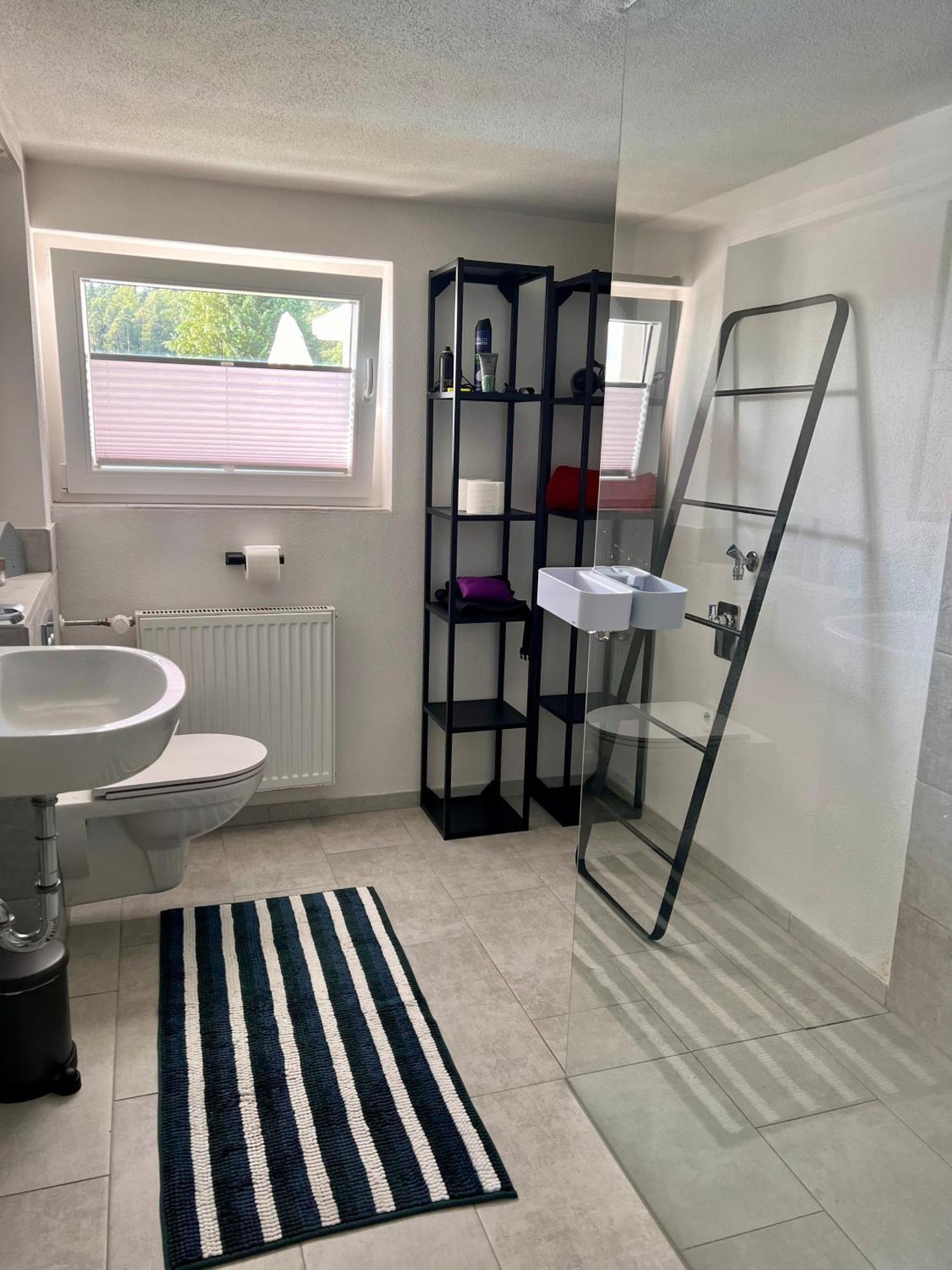 Charmante Einliegerwohnung, 3 Zimmer In Ruhiger Wohnlage, 60Qm, Mit Gemuetlicher Suedterrasse Marburg Zewnętrze zdjęcie